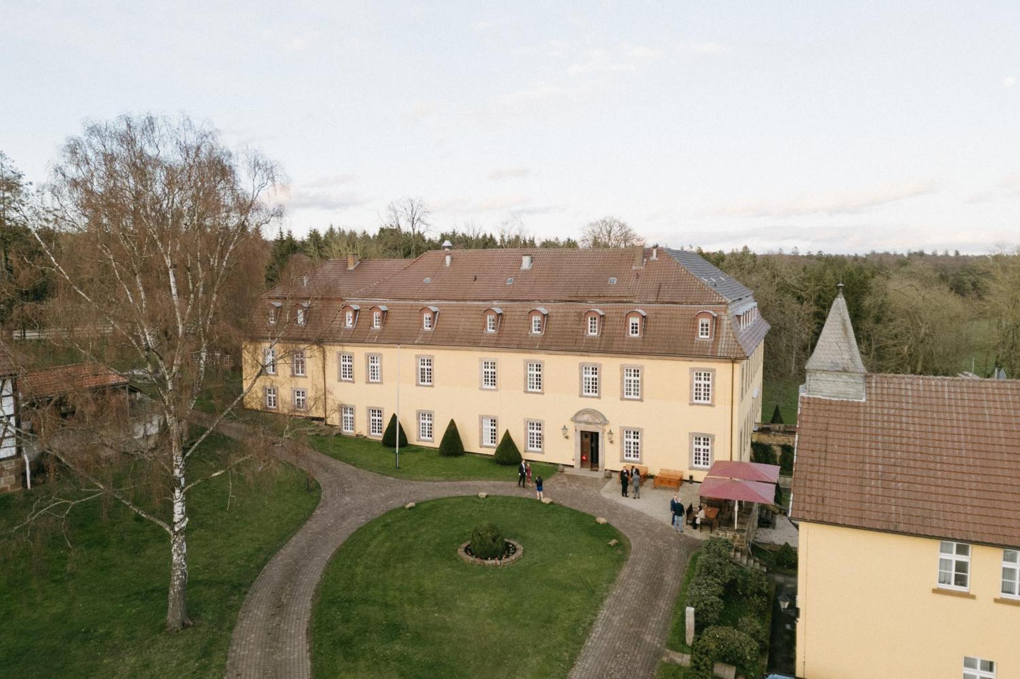 Hotel Schloss Hoehnscheid Bad Arolsen Esterno foto