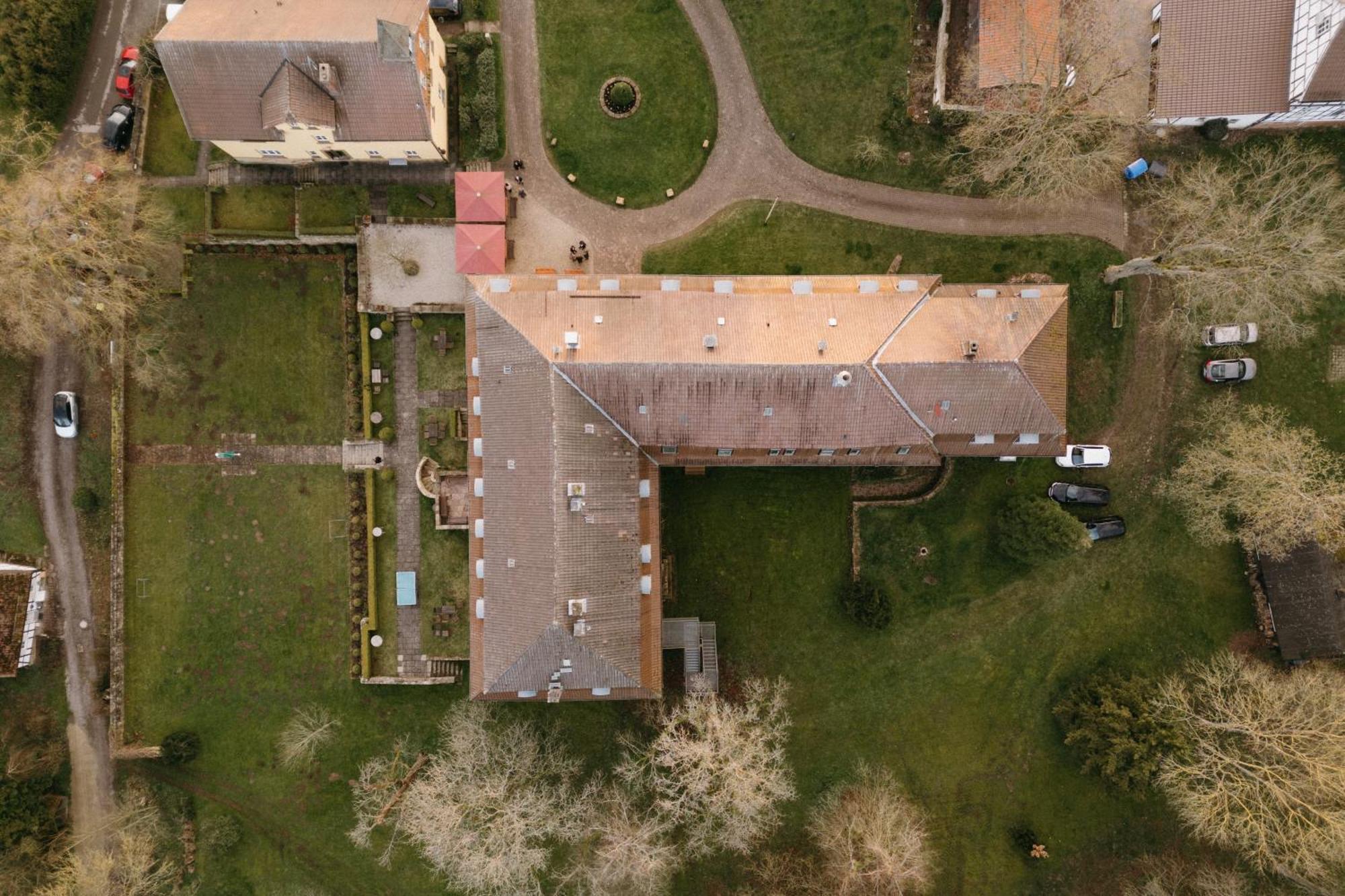Hotel Schloss Hoehnscheid Bad Arolsen Esterno foto
